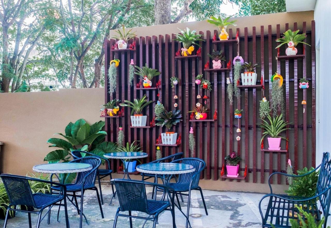 The Topaz Residence Phuket Town מראה חיצוני תמונה