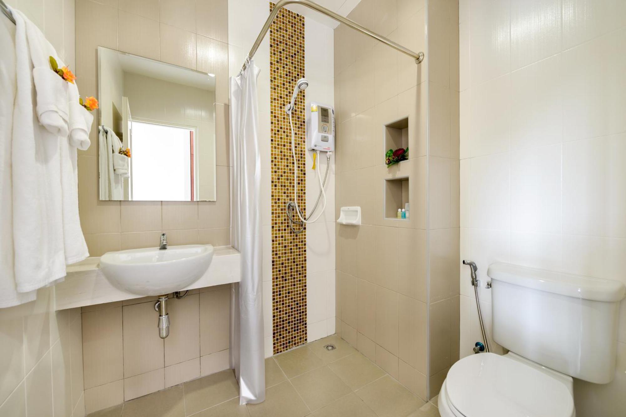 The Topaz Residence Phuket Town מראה חיצוני תמונה