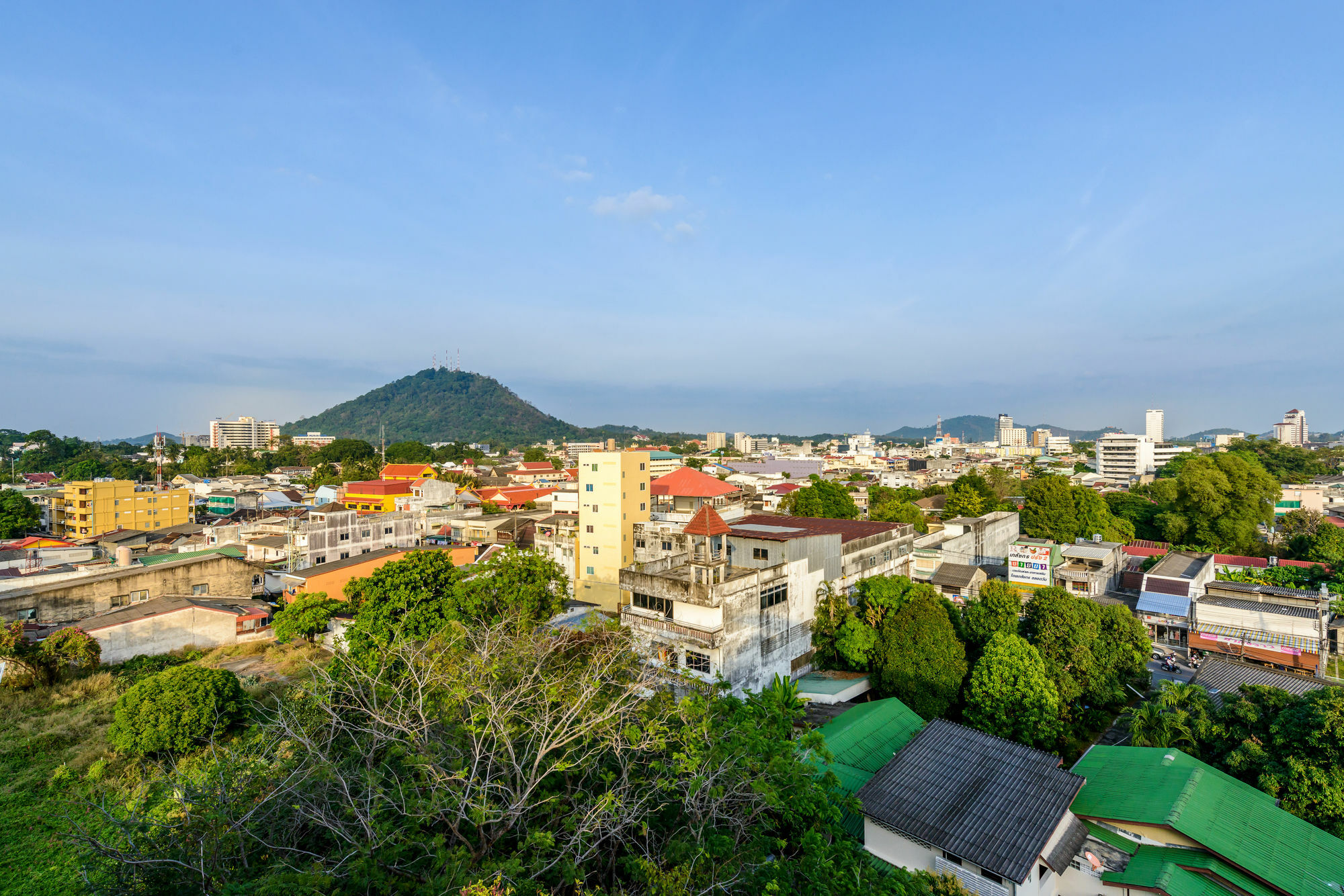 The Topaz Residence Phuket Town מראה חיצוני תמונה